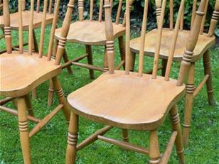Six Windsor Stickback Chairs 