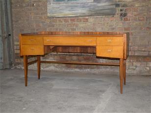 Alfred Cox Maple & Walnut Dressing Table