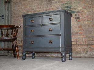 Grey Painted Victorian Chest of Drawers ZX2334