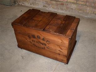 Vintage Wooden Packing Crate -Trunk ZX2342