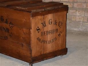 Vintage Wooden Packing Crate -Trunk ZX2342